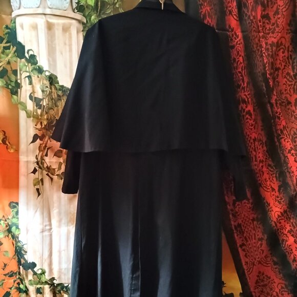 EUC: Handmade XL Black Costume Victorian Steam Punk Overcoat and Capelet - Picture 2 of 9